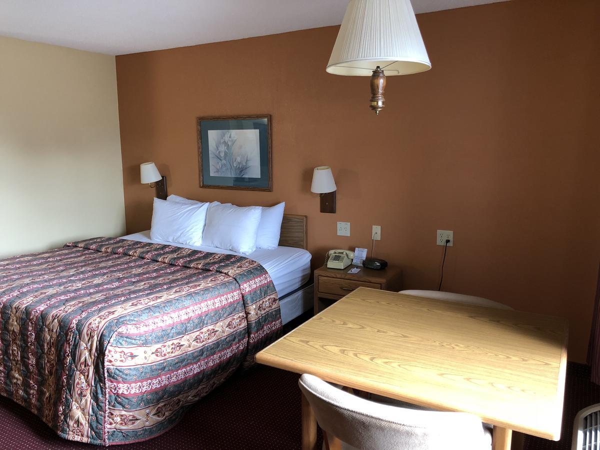Old Towne Motel Westby Dış mekan fotoğraf